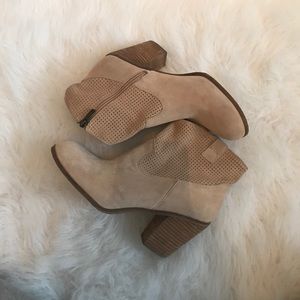 Vince Camuto Beige Taupe Suede Ankle Booties